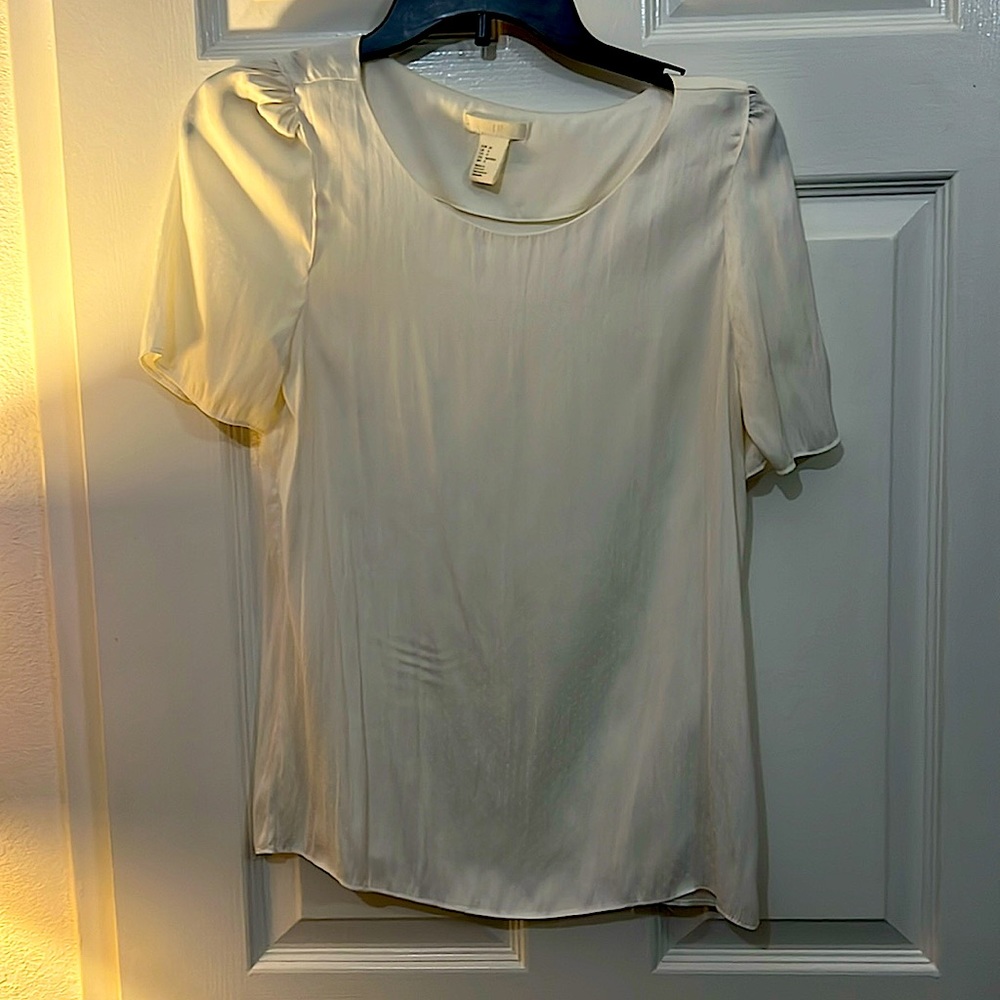 H&M blouse size 4